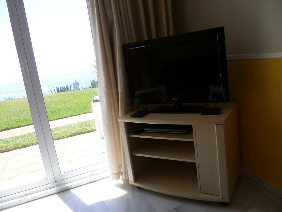 Apartamento Playa De La Lucera La Cala De Mijas Extérieur photo